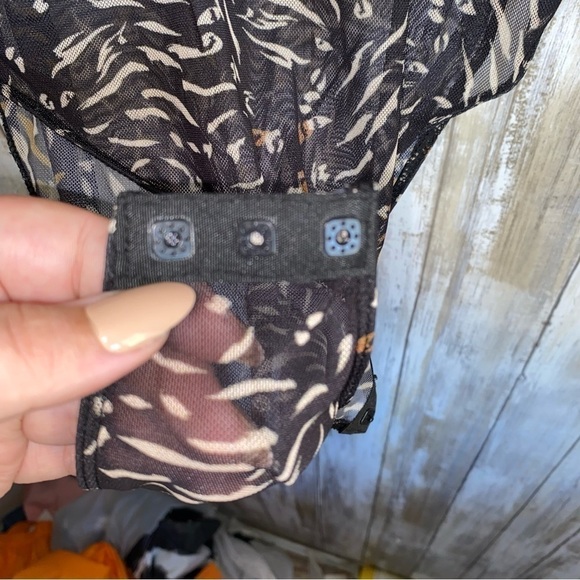 NWT Topshop Animal Print Mesh Bodysuit - Picture 2 of 6